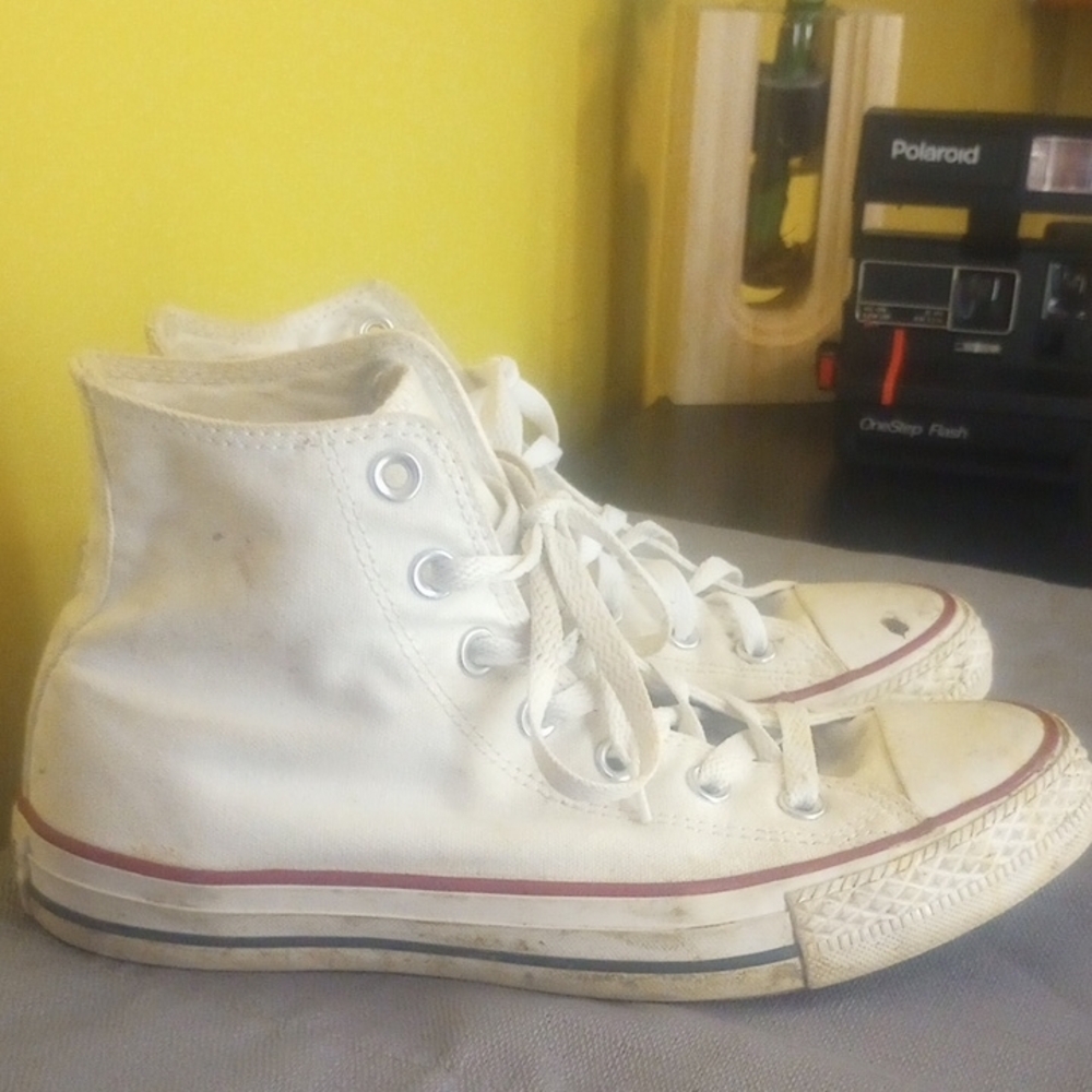 Converse White Chuck Taylor All Star Size 8 - Picture 2 of 8